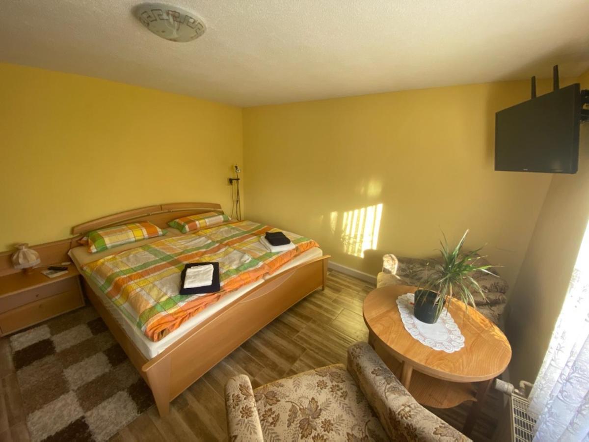 Ferienwohnung Lippmann Grosshartmannsdorf Dış mekan fotoğraf